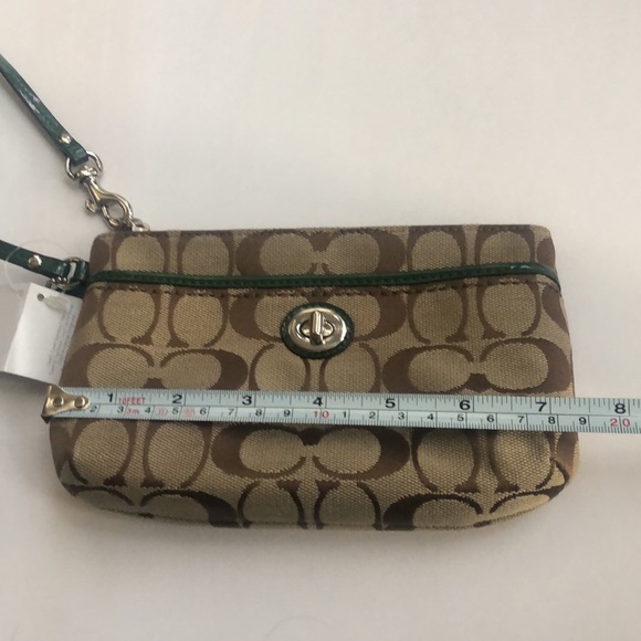 Coach Park Signature Medium Wristlet in Khaki & Ivy (Green) - Picture 14 of 16